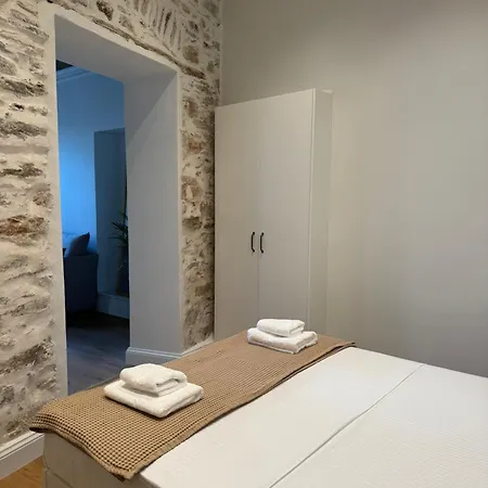 Aura Syros - Semeli * Ermoupoli